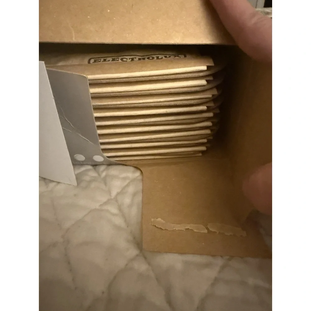 BOX of 10 - 4 Ply Genuine Authentiques ELECTROLUX Vacuum Cleaner Filter Bags NEW
